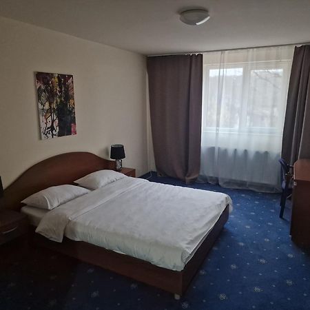Eden Aparthotel Timişoara Buitenkant foto